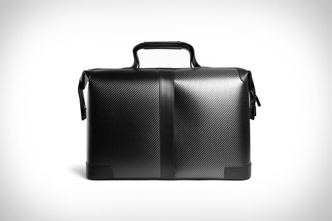 ポルシェデザインカーボンウィークエンダーバッグ