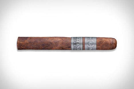 Rocky Patel 15th Anniversary Toro Cigar Rocky Patel 15th Anniversary Toro Cigar