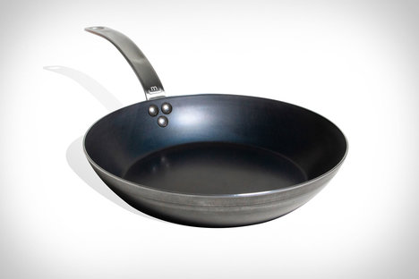 Hecho en sartén de acero al carbono azul