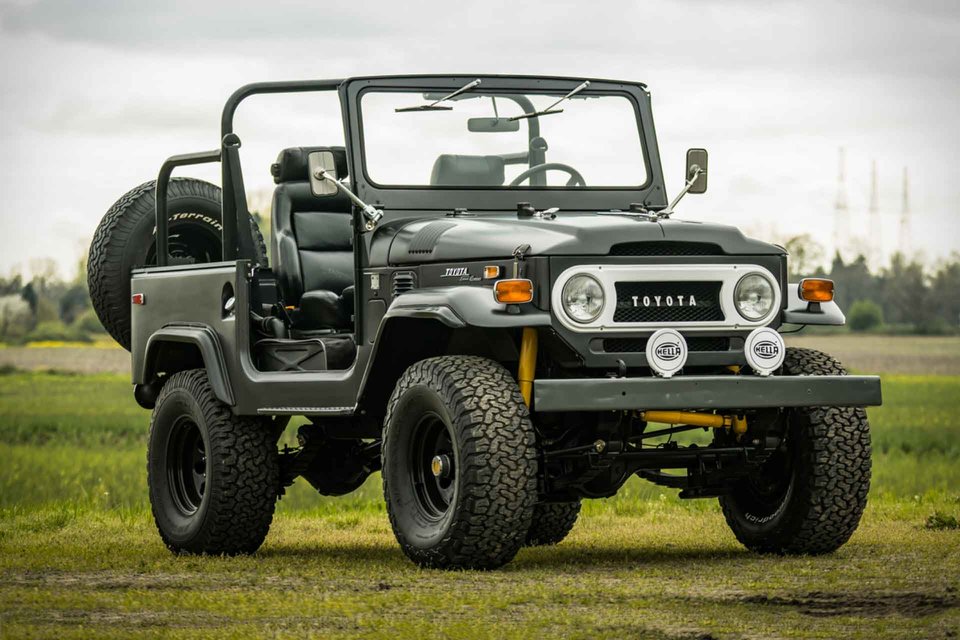 1971年トヨタランドクルーザーFJ40 SUV | Uncrate