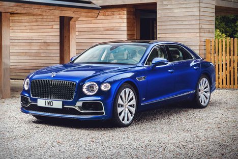 Bentley Flying Spur First Edition Sedan