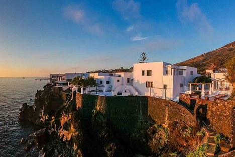 Dolce & Gabbana Stromboli Island House Dolce & Gabbana Stromboli Island House