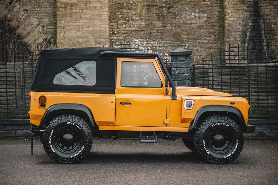 Land Rover Defender Flying Huntsman II SUV | Uncrate