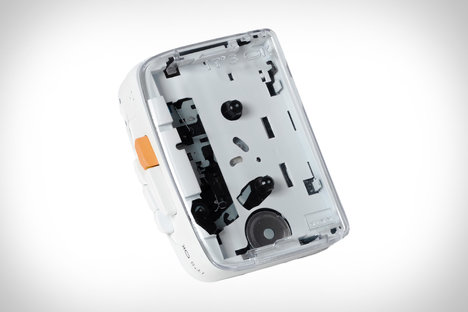 便携式盒式磁带播放器