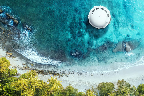 アンテネアフローティングホテルスイート