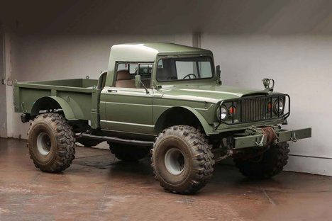 1967 Kaiser Jeep M715 1967 Kaiser Jeep M715