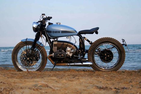 La Motocicletta BMW R80ST Motorcycle La Motocicletta BMW R80ST Motorcycle