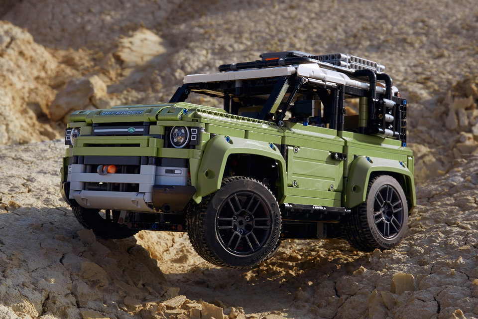 Lego Land Rover Defender | Uncrate