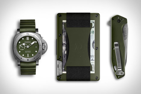 Everyday Carry: Submersed Everyday Carry: Submersed