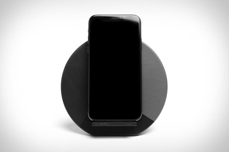 Native Union Dock Marquetry Wireless Charger Native Union Dock Marquetry Wireless Charger