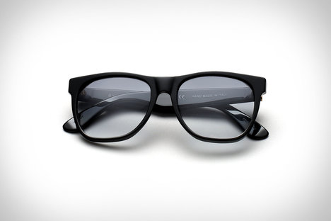 乔·佩西（Joe Pesci）的《爱尔兰人太阳镜》