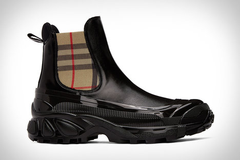 Burberry Black Coated Canvas Chelsea Boots Burberry Black Coated Canvas Chelsea Boots
