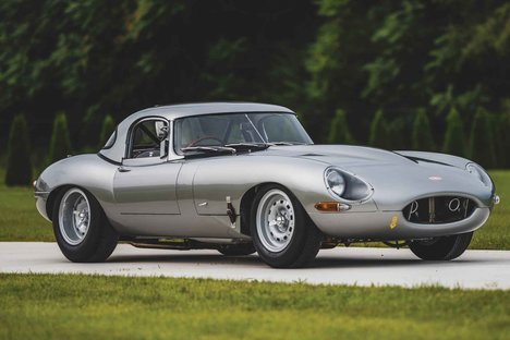 1963 Jaguar E-Type Lightweight Continuation 1963 Jaguar E-Type Lightweight Continuation