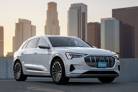 2020 Audi e-tron Prestige 2020 Audi e-tron Prestige
