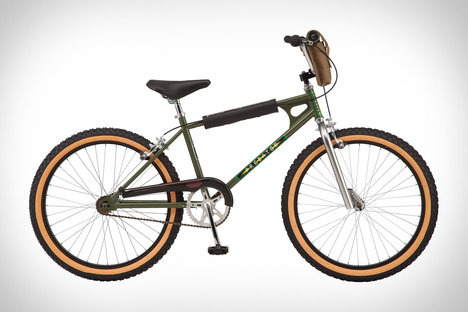 Schwinn x Stranger Things Lucas Sinclair Bicycle Schwinn x Stranger Things Lucas Sinclair Bicycle