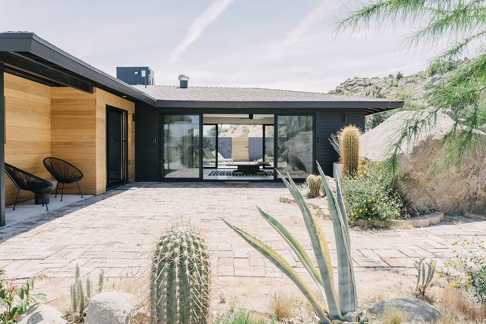 villa-kuro-1-thumb-960xauto-