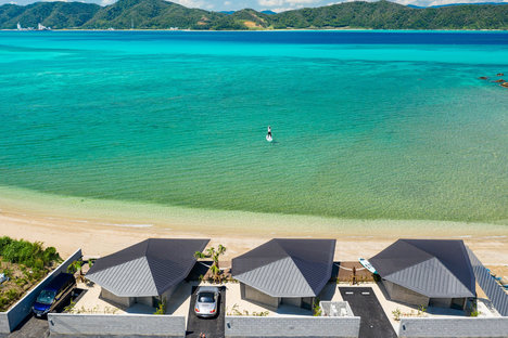 DenPaku Beachfront Mijora Villas