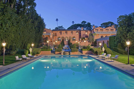 Beverly House Beverly House