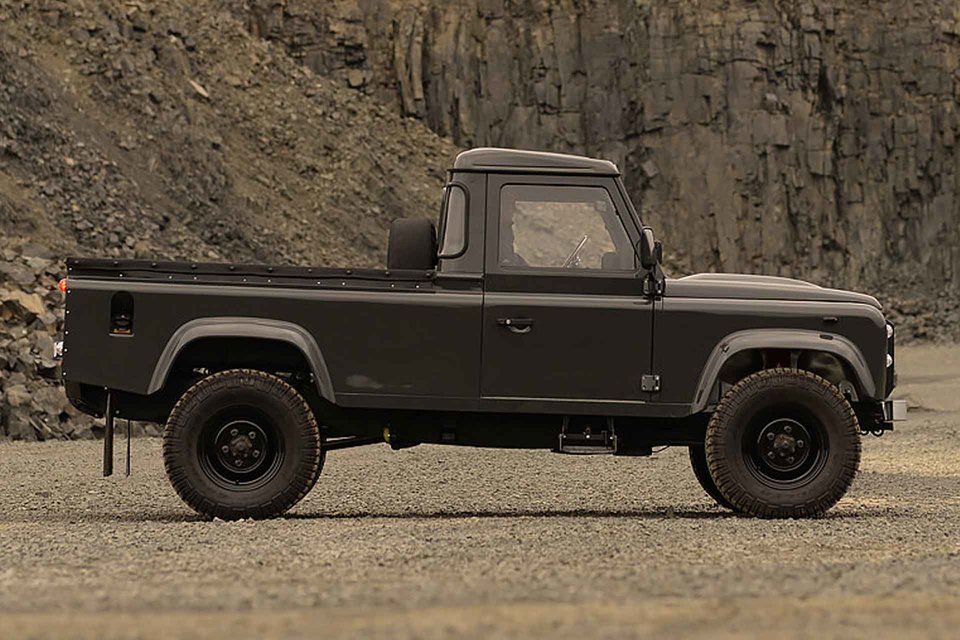 Commonwealth 1990 Land Rover Defender 110 Truck | Uncrate