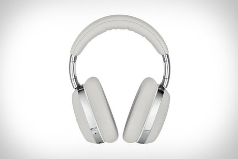 Montblanc MB 01 Headphones Montblanc MB 01 Headphones