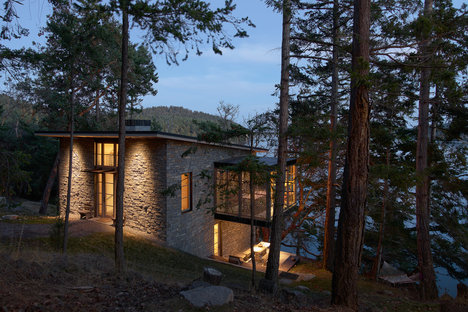 Washington Hillside Retreat