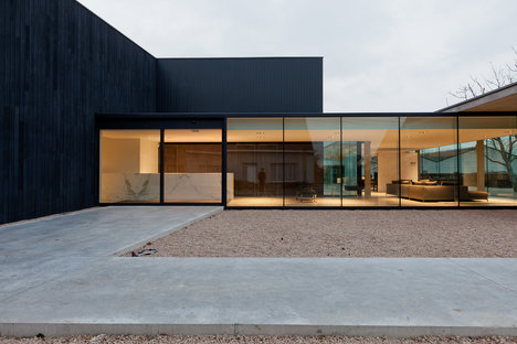 Obumex Outside Showroom