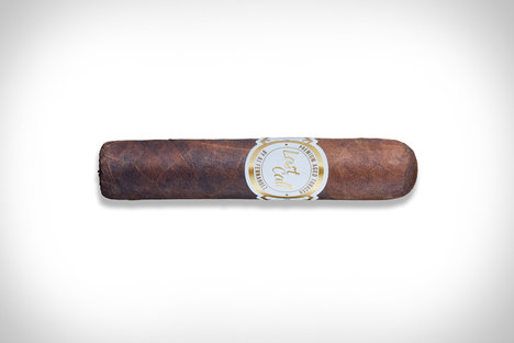 AJ Fernandez Last Call Maduro Cigar AJ Fernandez Last Call Maduro Cigar