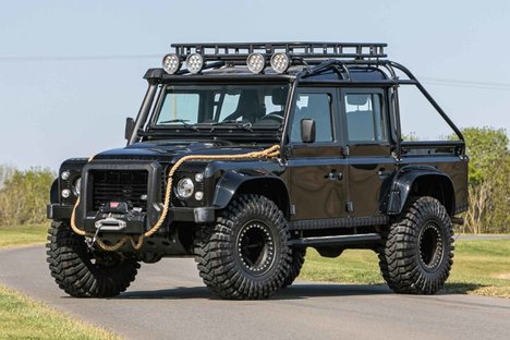 2015 Land Rover Defender 110 SVX Spectre JB24 SUV 2015 Land Rover Defender 110 SVX Spectre JB24 SUV