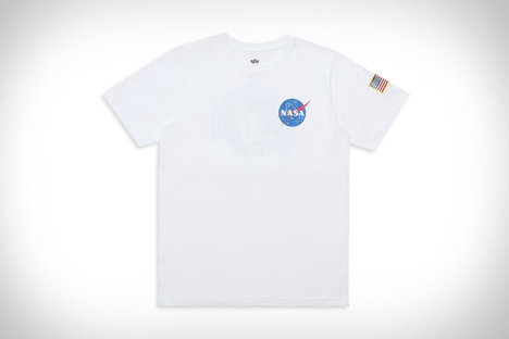 Alpha Industries x NASA Space Shuttle Tee Alpha Industries x NASA Space Shuttle Tee