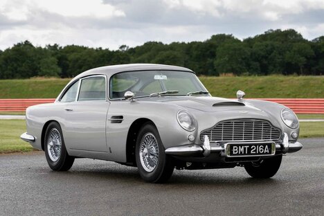 Aston Martin Goldfinger DB5 Continuation Aston Martin Goldfinger DB5 Continuation