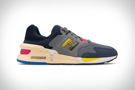 New Balance 997S Gunmetal Sneakers New Balance 997S Gunmetal Sneakers