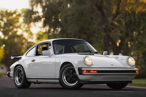 1988 Porsche 911 Carrera Club Sport Coupe 1988 Porsche 911 Carrera Club Sport Coupe