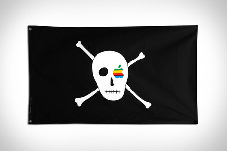Susan Kare Apple Pirate Flag