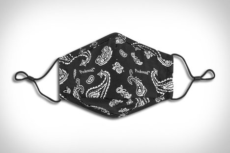 深遠な黒いバンダナプリントマスク