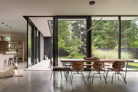 Maison Yo-Ju Courtyard