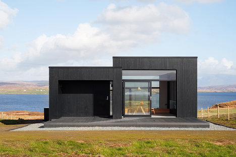 Harlosh Black H Cabin Harlosh Black H Cabin
