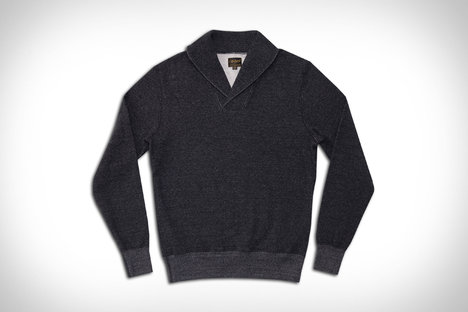 National Athletic Goods Schal Pullover