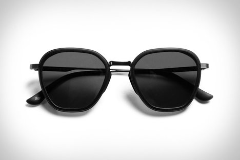 Dusk Electrochromic Smart Sunglasses | Uncrate