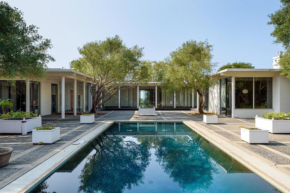 McLaren Headquarters Uncrate