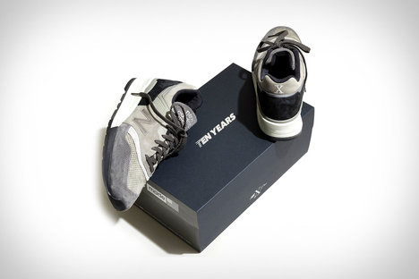 New Balance x J.Crew 997 10th Anniversary Sneakers New Balance x J.Crew 997 10th Anniversary Sneakers