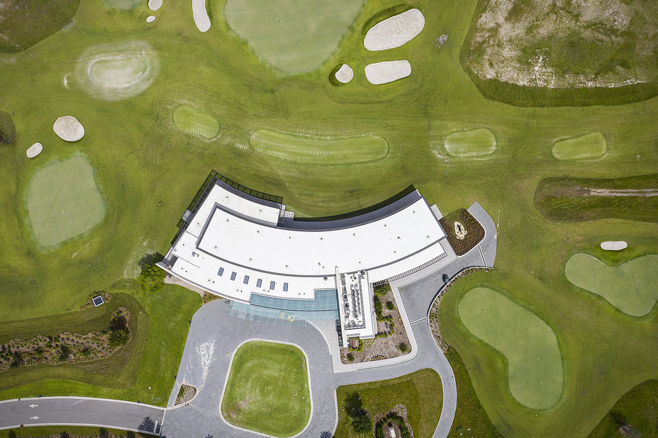 マイケルジョーダンのグローブXXIIIゴルフコース Uncrate