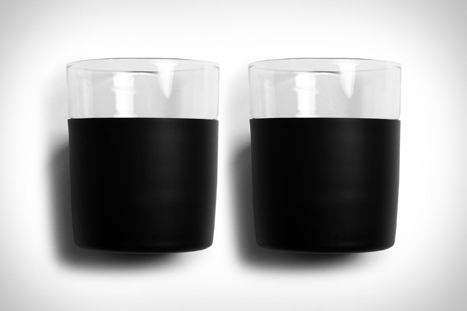 https://uncrate.com/assets_c/2020/12/rbt-freezer-whiskey-glasses-1-thumb-960xauto-125594.jpg