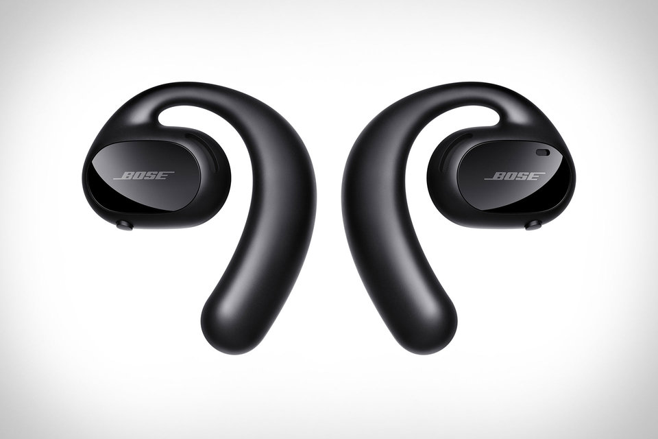 Head (1) - Futuristic, Transparent Concept Headphones for Nothing Brand -  Tuvie Design