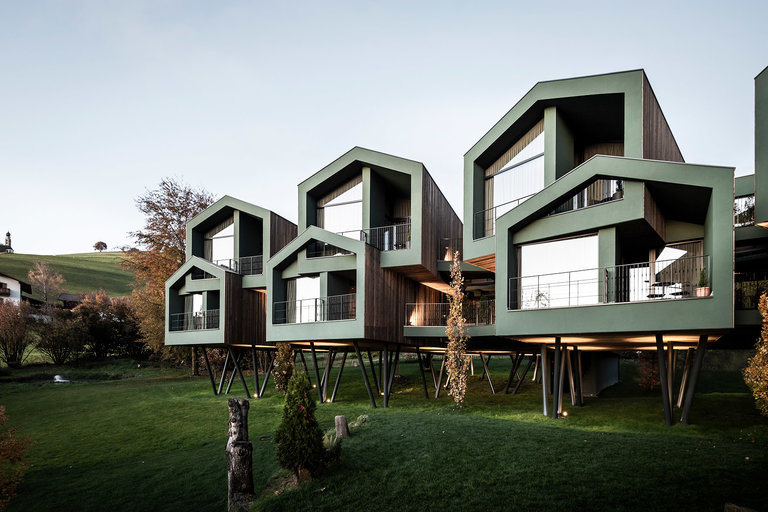 Floris Hotel