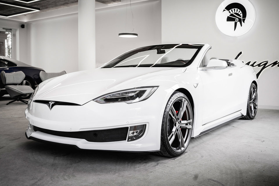Download 2022 Tesla Model S Plaid Sedan Uncrate