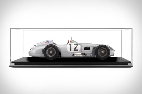 メルセデスベンツW196モノポスト1：8スケールモデル