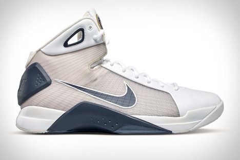 Barack Obama's Nike Hyperdunk PE Sneakers Barack Obama's Nike Hyperdunk PE Sneakers