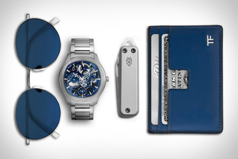 Everyday Carry: Gears Everyday Carry: Gears