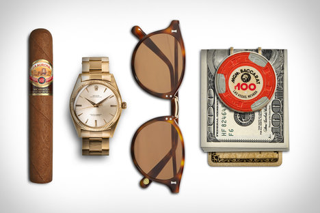 Everyday Carry: Lion Everyday Carry: Lion