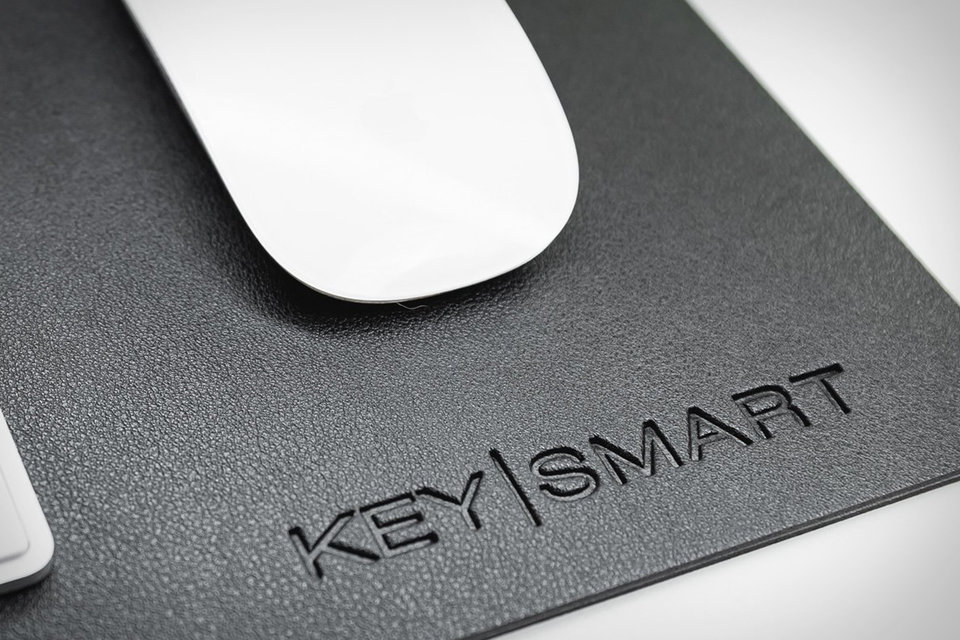 KeySmart Charging Taskpad | Uncrate